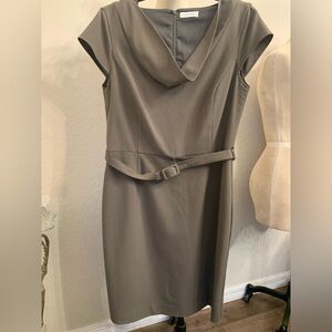 Calvin Klein dress with belt women’s size 10 Olive green